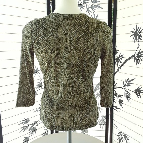 Liz Claiborne Army Green Snake Print Surplice Top - Picture 4 of 12